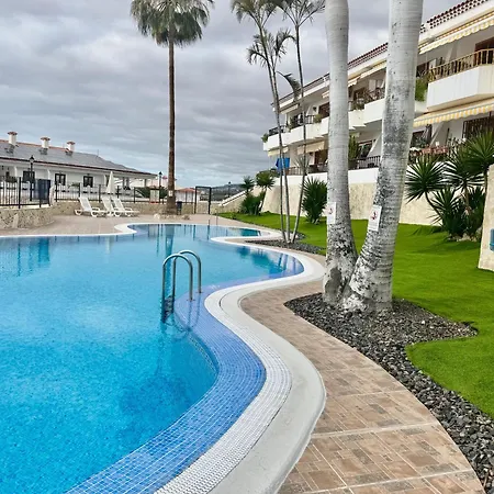 Appartement With Pool At Bounganvillas San Eugenio *