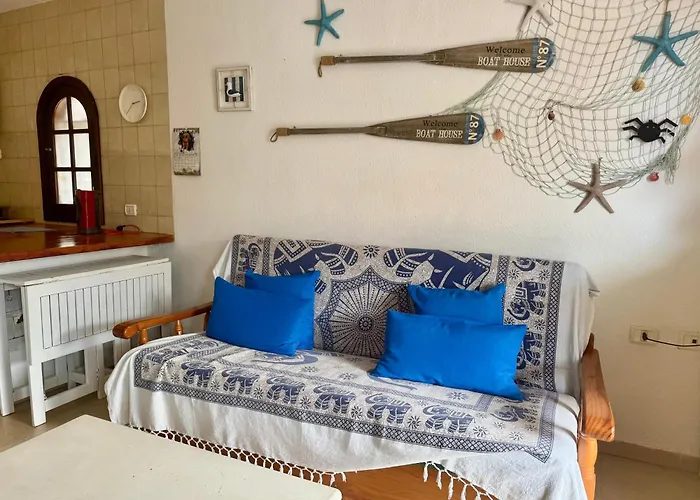 Daire One-bedroom With Pool At Bounganvillas San Eugenio