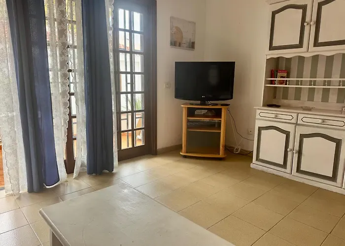 Daire One-bedroom With Pool At Bounganvillas San Eugenio *