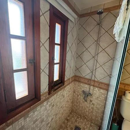 Appartement With Pool At Bounganvillas San Eugenio