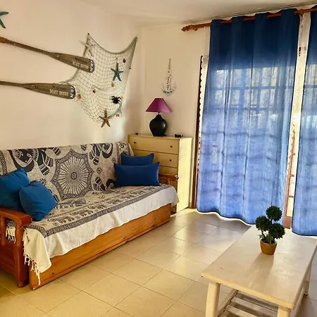 Apartman One-bedroom With Pool At Bounganvillas San Eugenio *