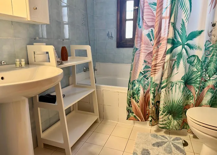 Apartman One-bedroom With Pool At Bounganvillas San Eugenio